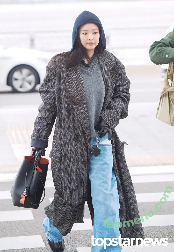 Jennie | BLΛƆKPIИK nude photo #3665 (Blackpink / jennierubyjane / sheflieshigh)