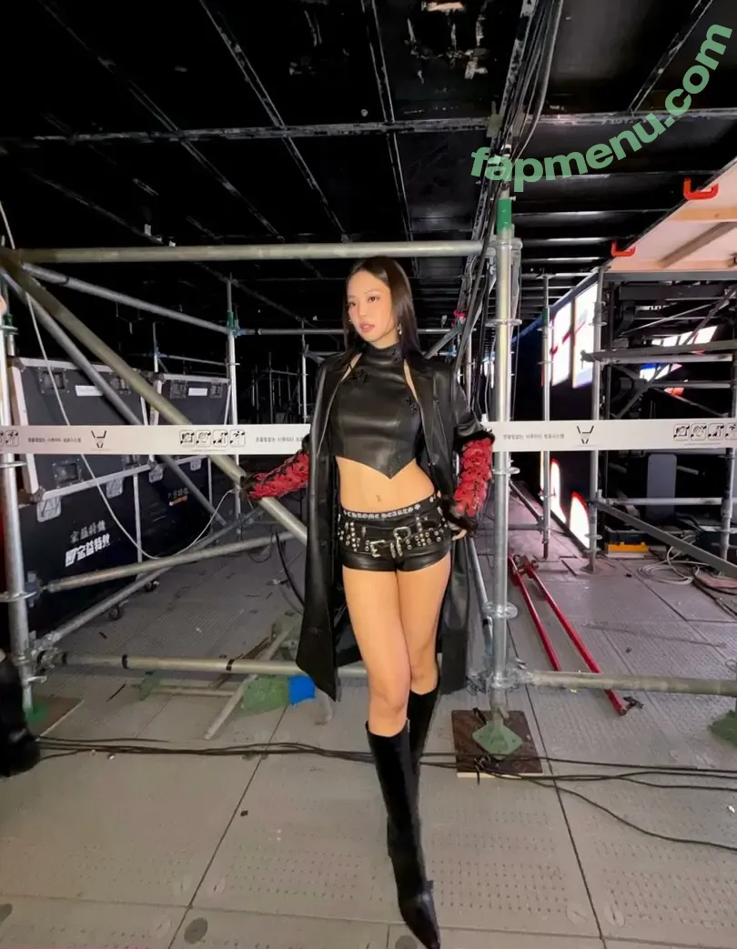 Jennierubyjane nude photo #0023 (Jennierubyjane)