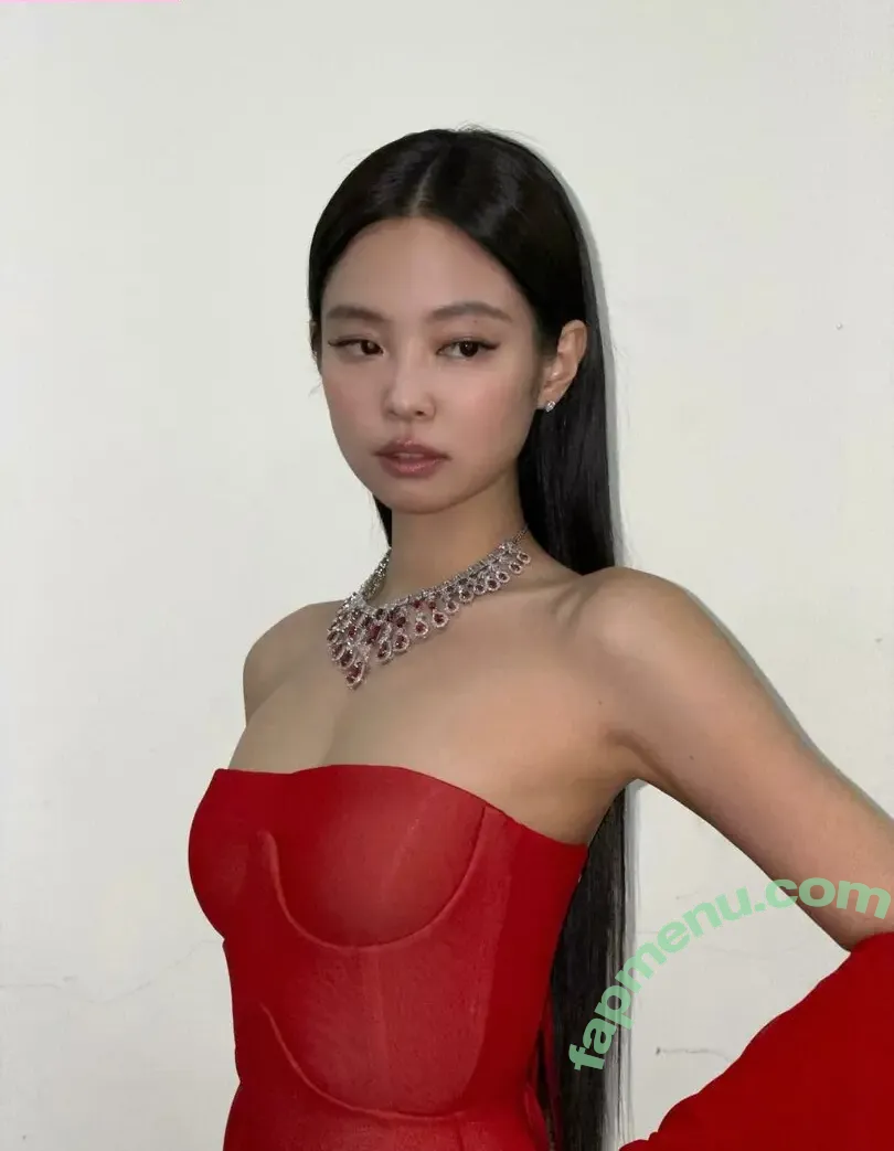 Jennierubyjane nude photo #0038 (Jennierubyjane)