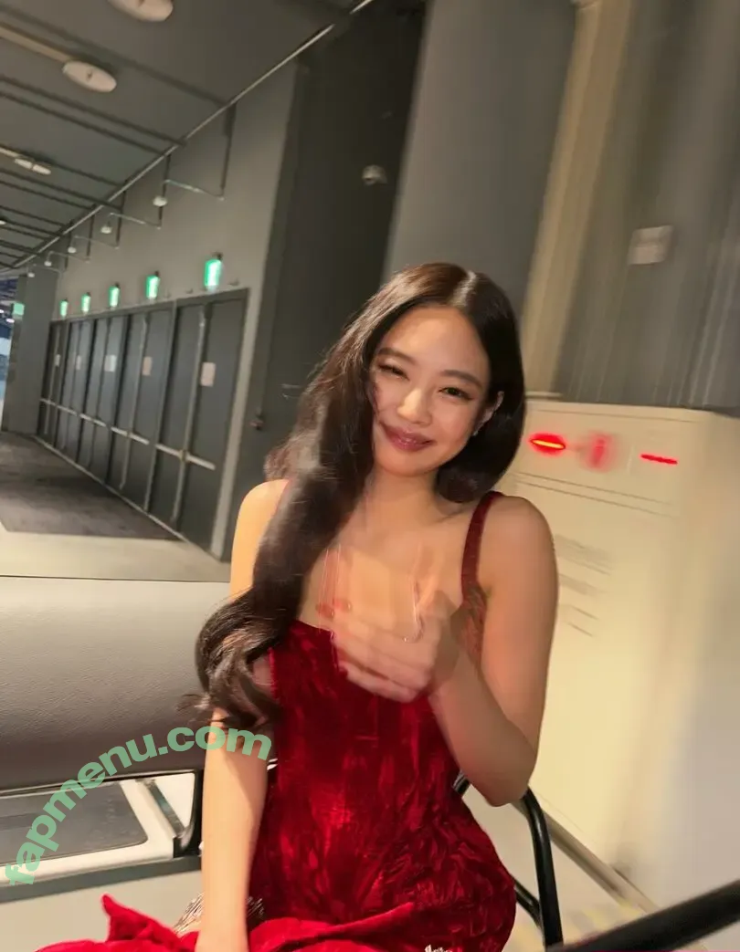 Jennierubyjane nude photo #0049 (Jennierubyjane)