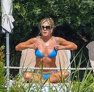 Jennifer Aniston / jenniferaniston nude photo #0782