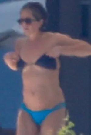 Jennifer Aniston / jenniferaniston nude photo #0827