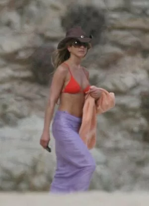 Jennifer Aniston / jenniferaniston nude photo #0844