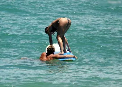 Jennifer Aniston / jenniferaniston nude photo #0877