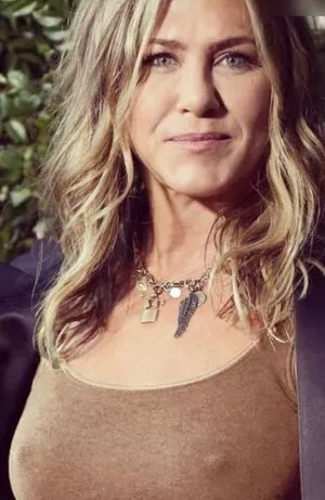 Jennifer Aniston / jenniferaniston nude photo #0913