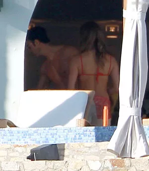 Jennifer Aniston / jenniferaniston nude photo #0932