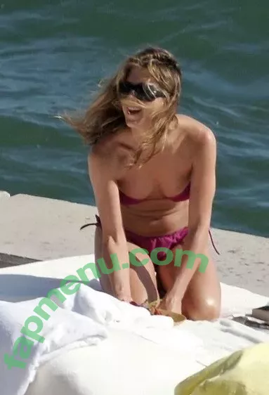 Jennifer Aniston nude photo #0729 (jenniferaniston)