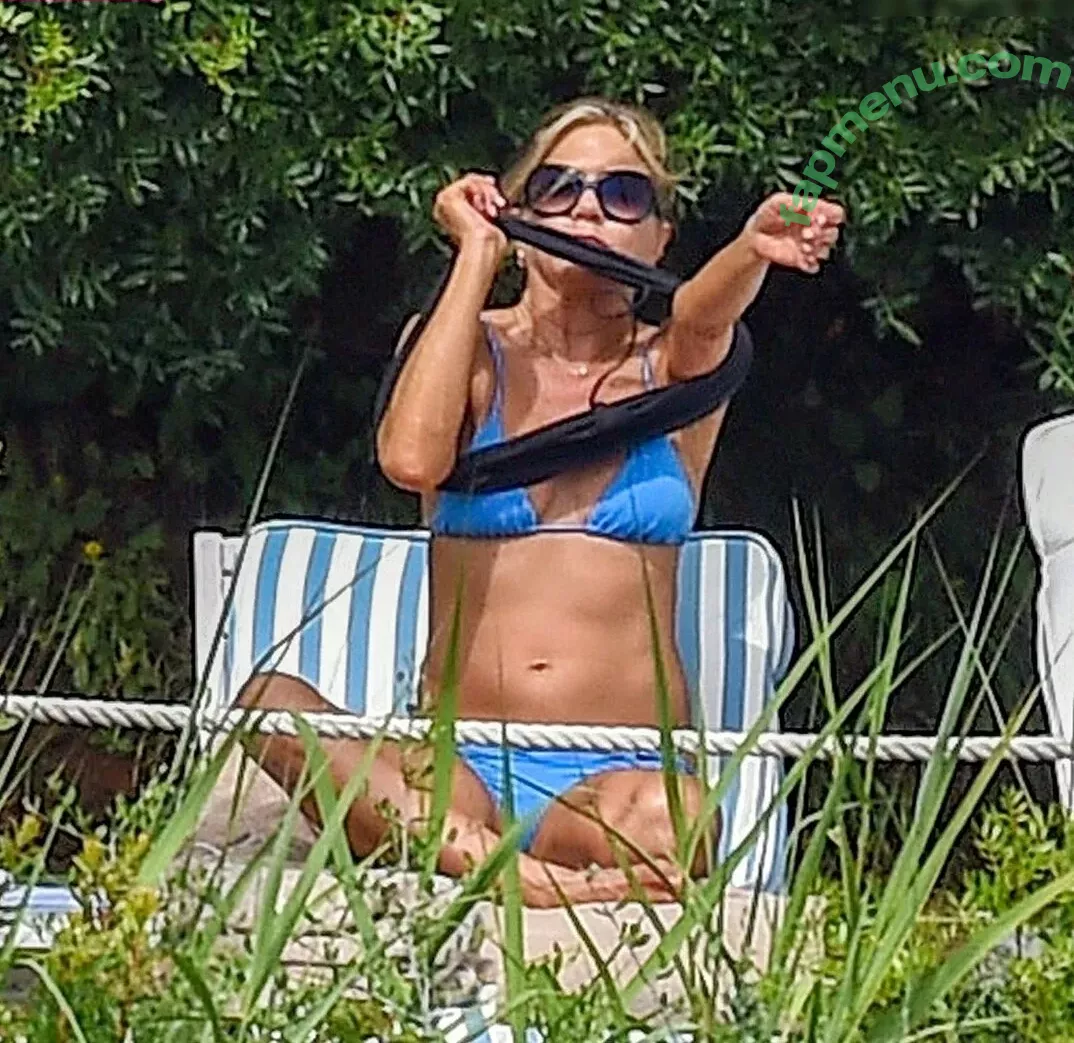 Jennifer Aniston nude photo #0784 (jenniferaniston)