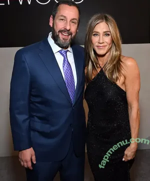 Jennifer Aniston / jenniferaniston nude photo #1370