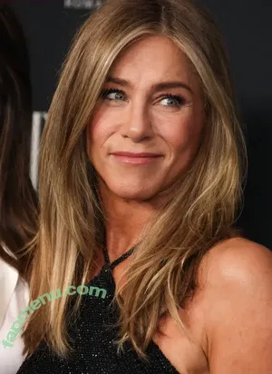 Jennifer Aniston / jenniferaniston nude photo #1372