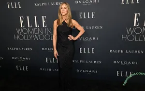 Jennifer Aniston / jenniferaniston nude photo #1389