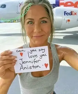 Jennifer Aniston / jenniferaniston nude photo #1411
