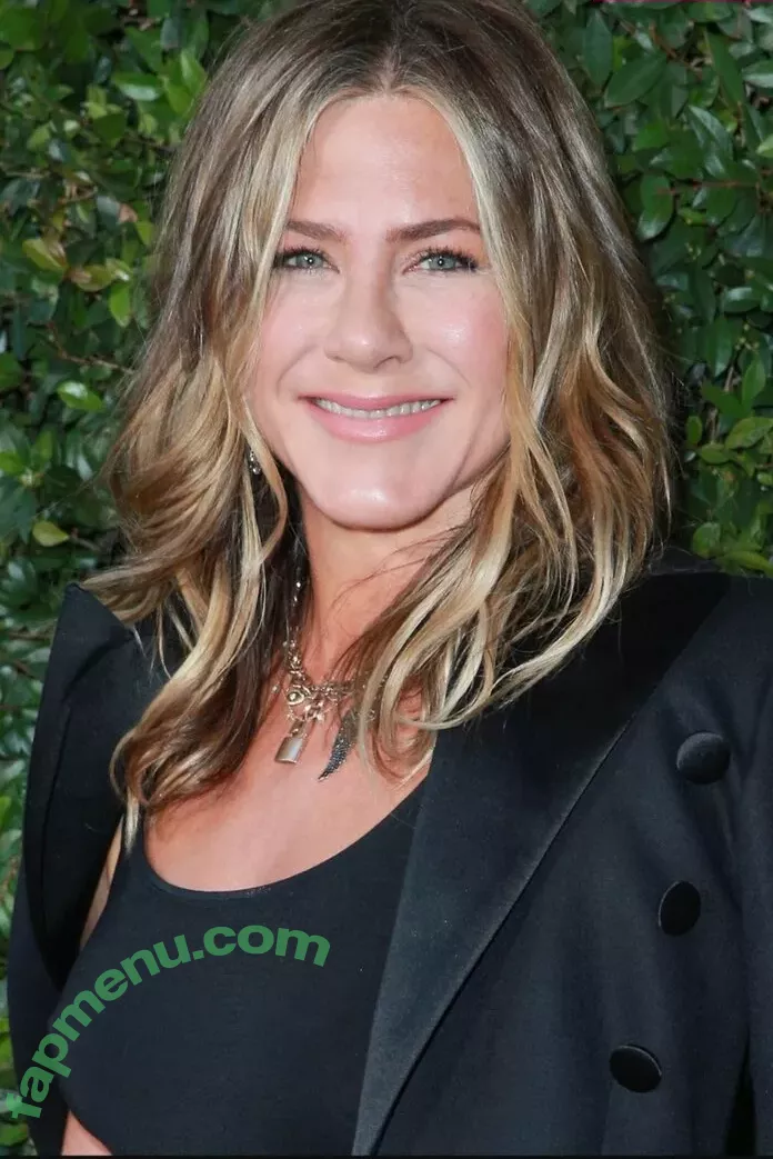 Jennifer Aniston nude photo #1001 (jenniferaniston)