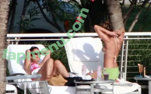 Jennifer Aniston nude photo #1478 (Jenniferlolavie / jenniferaniston)