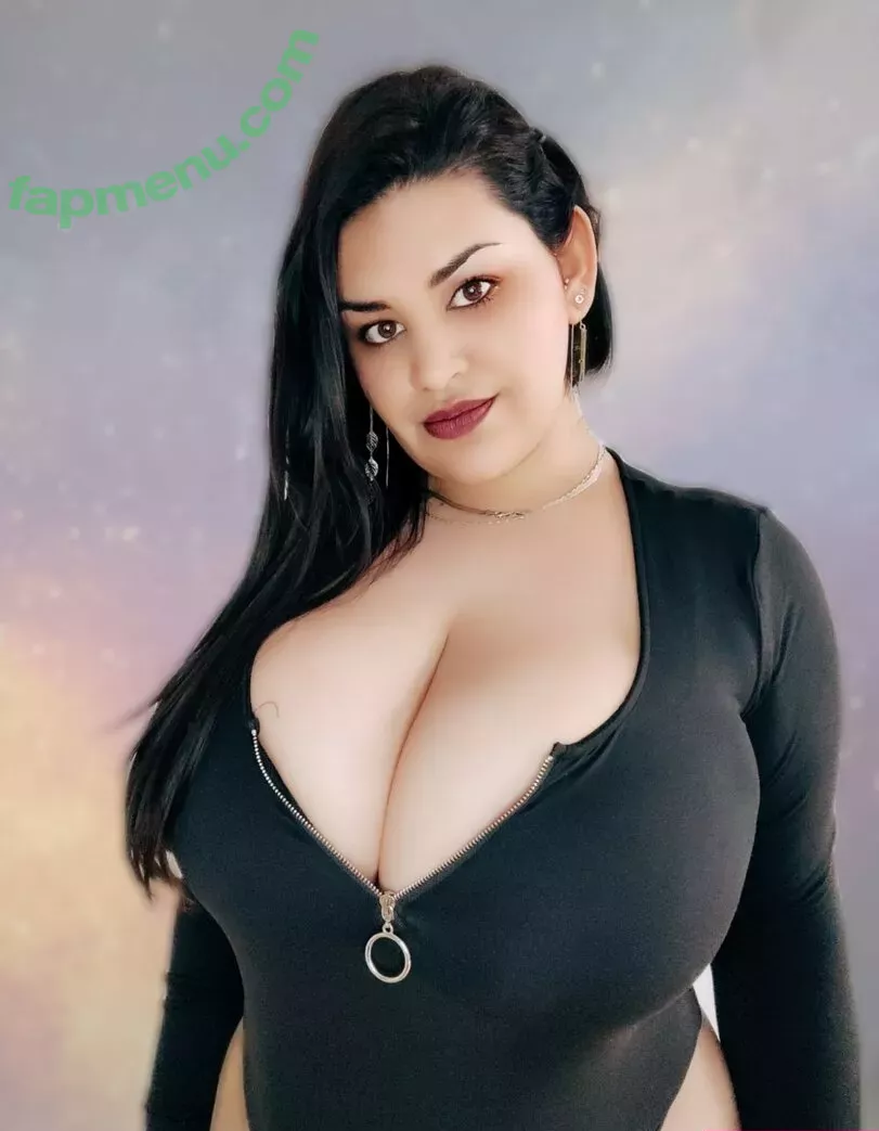 Jennifer Busty Latina nude photo #0021 (Jennifer Busty Latina)