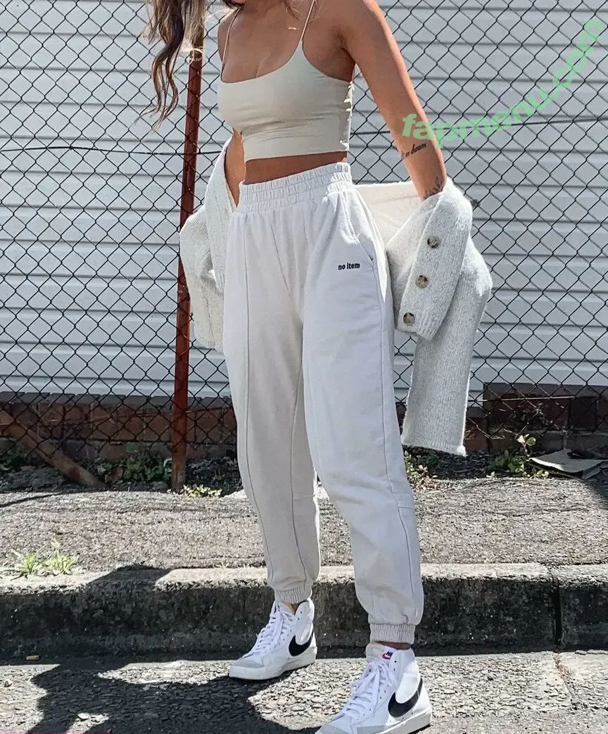 Jennifer Chong nude photo #0072 (jennifer__chong / jennifer_chong)