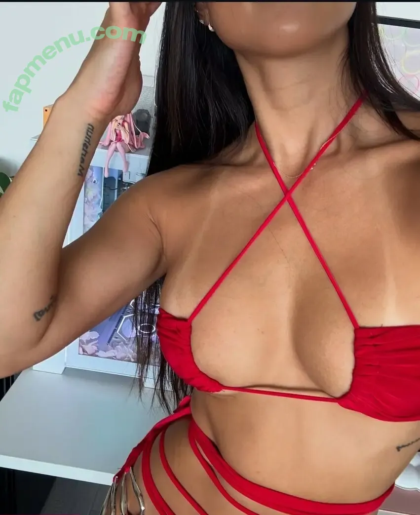 Jennifer Chong nude photo #0308 (jennifer__chong / jennifer_chong)