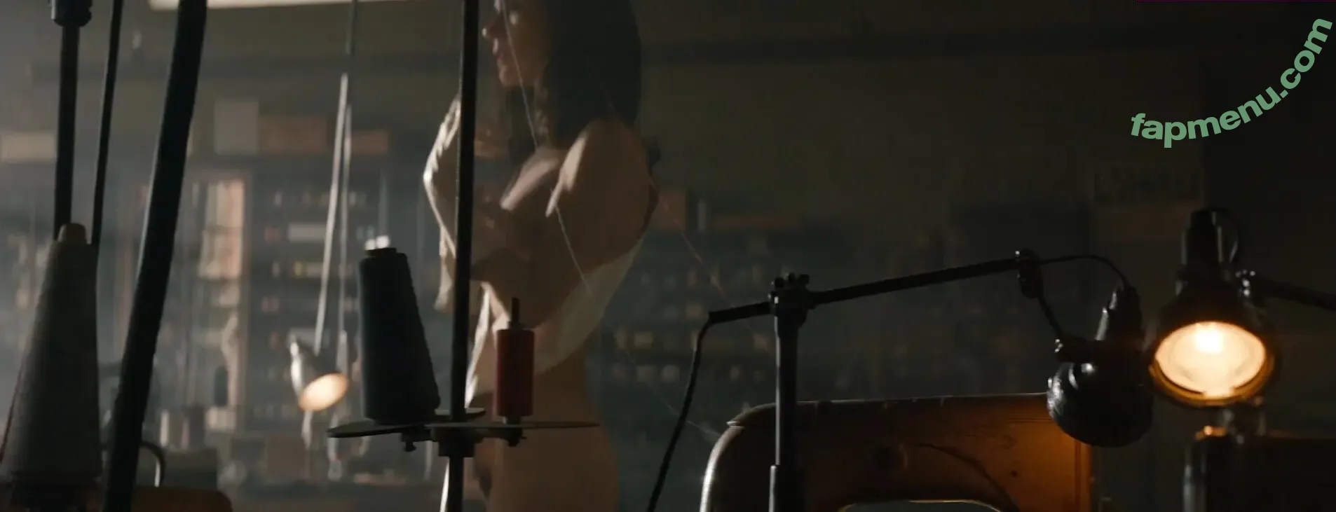 Jennifer Connelly nude photo #0719 (jenniferconnelly_)