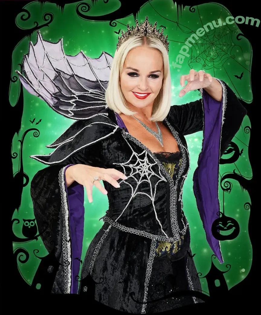 Jennifer Ellison nude photo #0101 (jenniferellisonjellistudios)