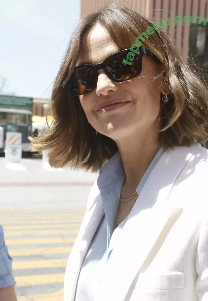 Jennifer Garner nude photo #0015 (jennifer.garner)