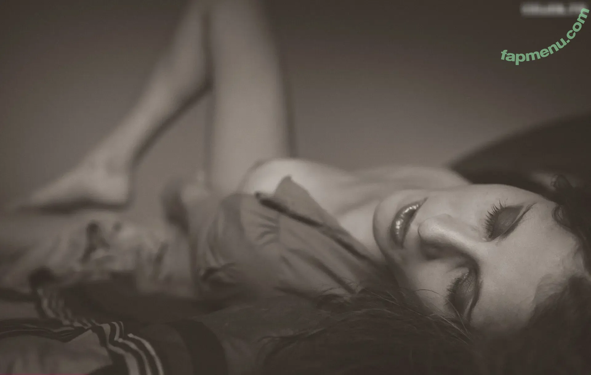 Jennifer Jacques nude photo #0005 (rosenduft23 / sedcards)