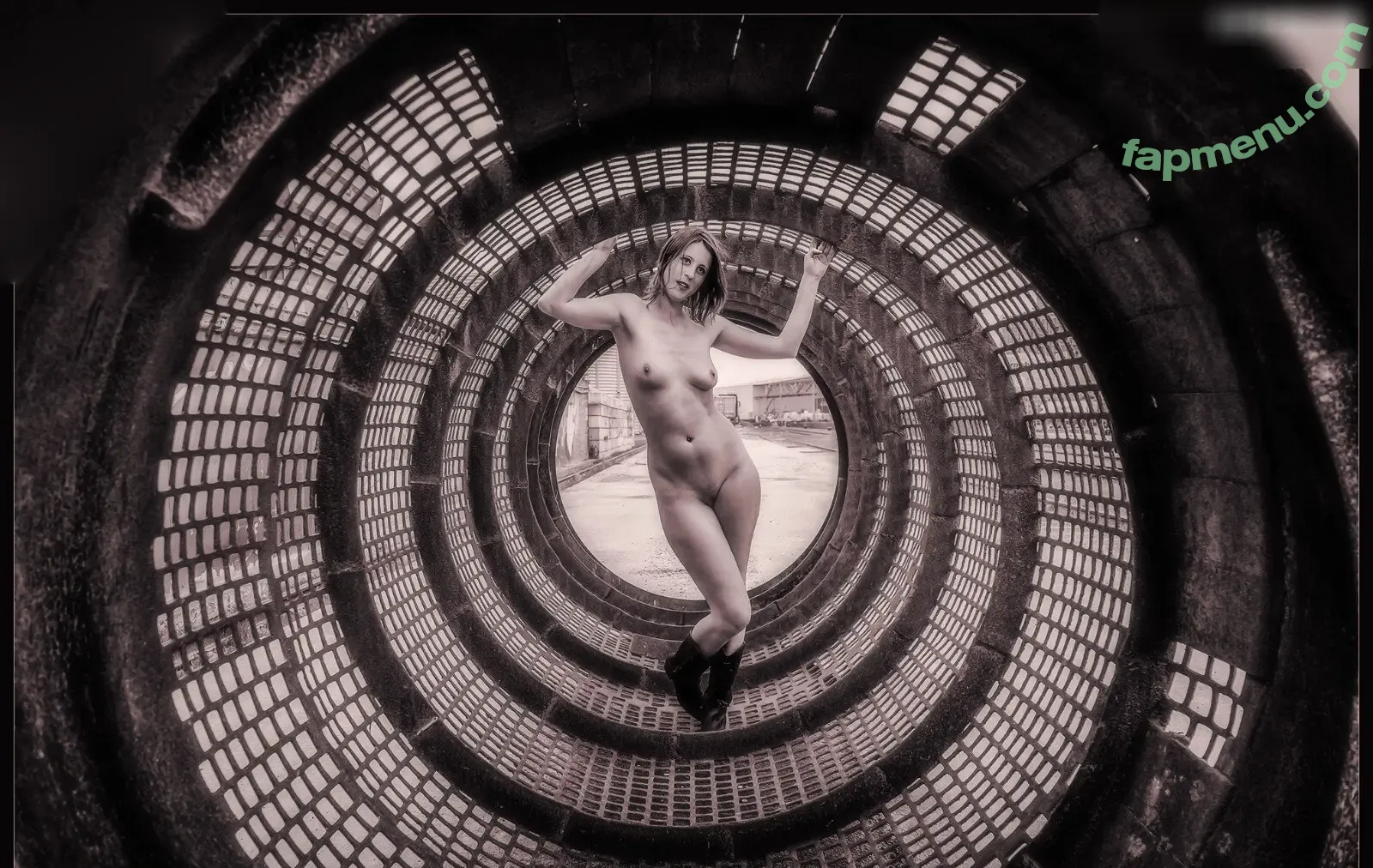 Jennifer Jacques nude photo #0015 (rosenduft23 / sedcards)