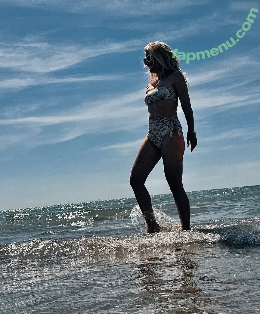 Jennifer Knäble nude photo #0065 (jennifer.knaeble)