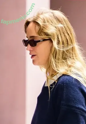 Jennifer Lawrence / jennifer_lawrence / jenniferlawrence_ nude photo #0071
