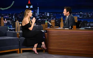 Jennifer Lawrence / jennifer_lawrence / jenniferlawrence_ nude photo #0309