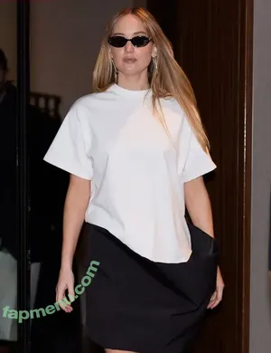 Jennifer Lawrence / jennifer_lawrence / jenniferlawrence_ nude photo #0317