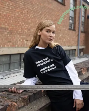 Jennifer Lawrence / jennifer_lawrence / jenniferlawrence_ nude photo #0365