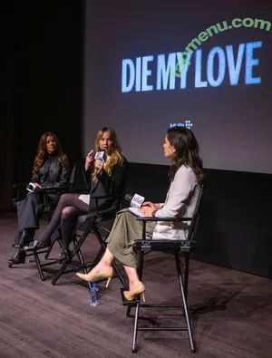 Jennifer Lawrence / jennifer_lawrence / jenniferlawrence_ nude photo #0389