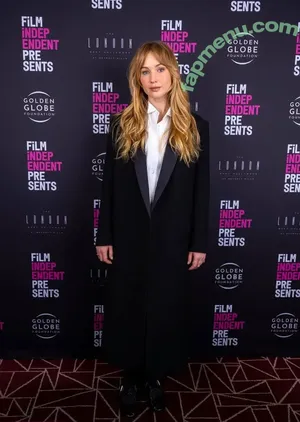 Jennifer Lawrence / jennifer_lawrence / jenniferlawrence_ nude photo #0392