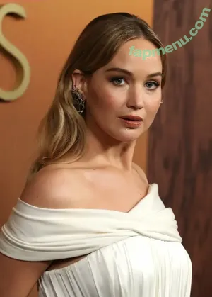 Jennifer Lawrence / jennifer_lawrence / jenniferlawrence_ nude photo #0445