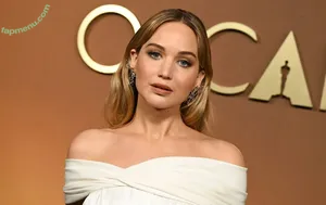 Jennifer Lawrence / jennifer_lawrence / jenniferlawrence_ nude photo #0465