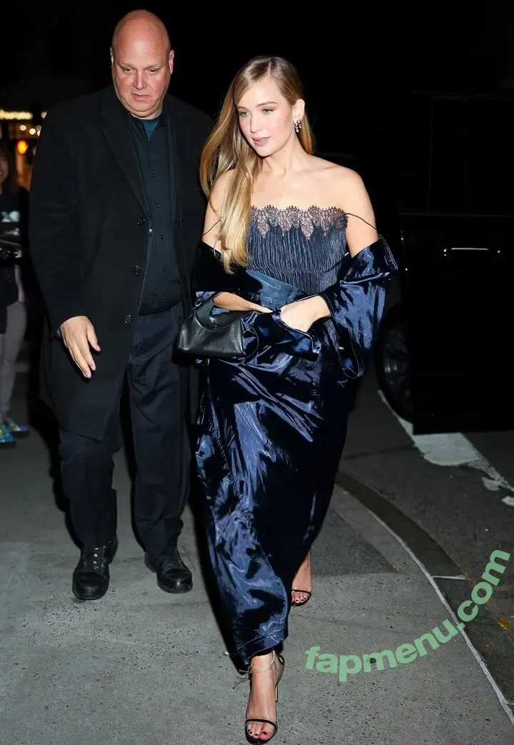 Jennifer Lawrence nude photo #0292 (jennifer_lawrence / jenniferlawrence_)