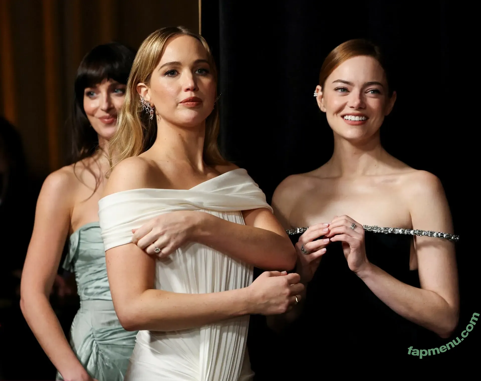 Jennifer Lawrence nude photo #0419 (jennifer_lawrence / jenniferlawrence_)