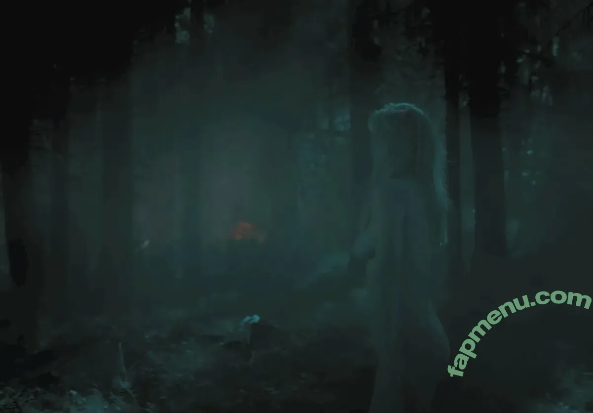 Jennifer Lawrence nude photo #0534 (jennifer_lawrence / jenniferlawrence_)