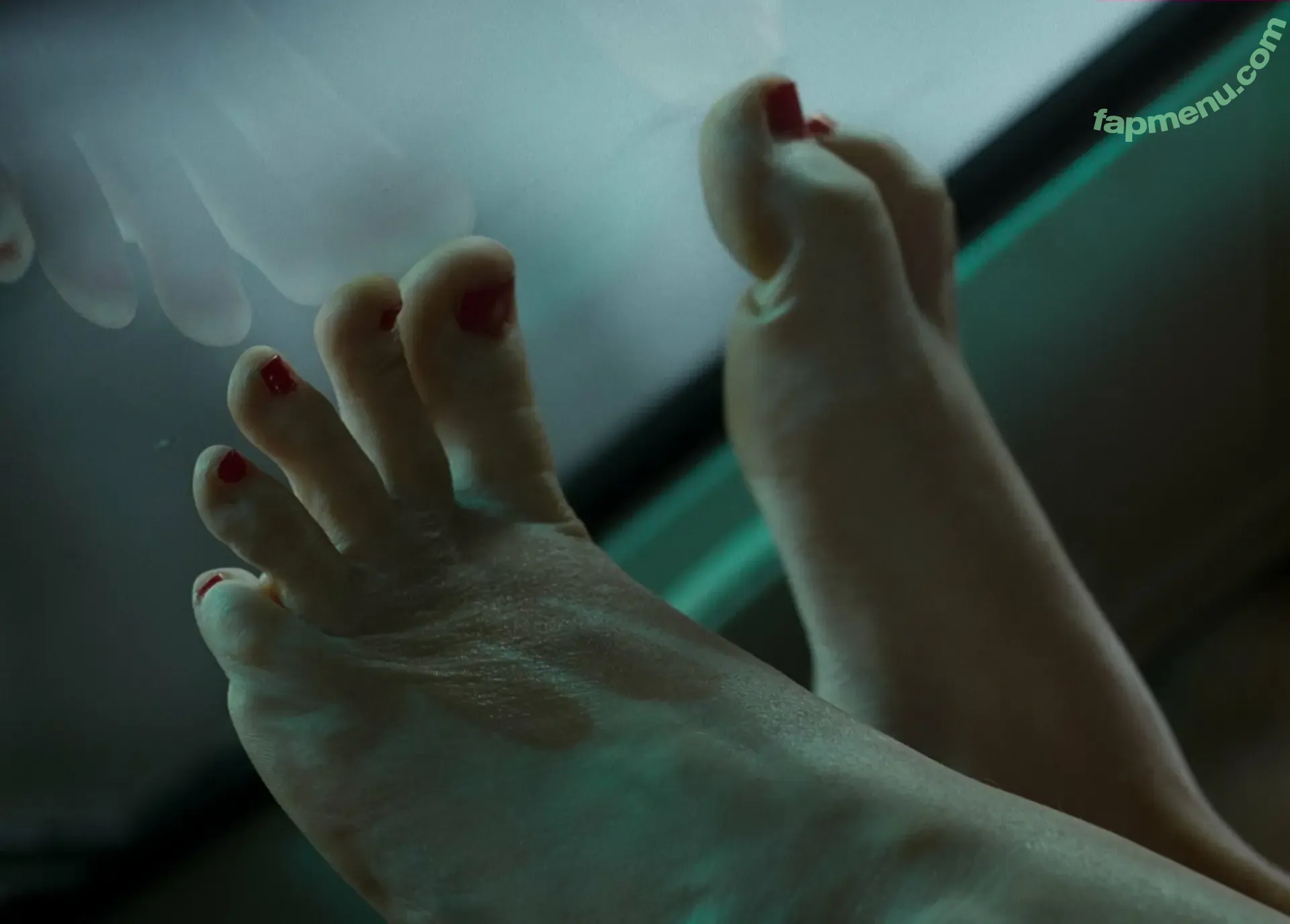 Jennifer Lawrence nude photo #0590 (jennifer_lawrence / jenniferlawrence_)