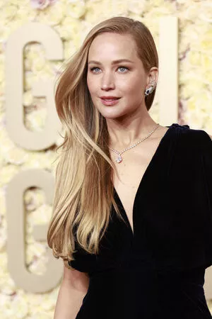 Jennifer Lawrence / 1jnnf / jennifer.lawrence nude photo #1073