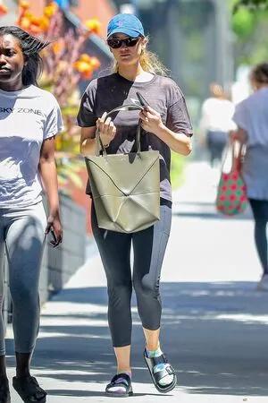 Jennifer Lawrence / 1jnnf / jennifer.lawrence nude photo #1913