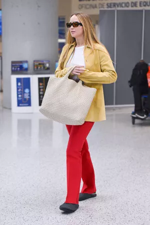 Jennifer Lawrence / 1jnnf / jennifer.lawrence nude photo #1945