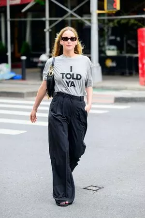 Jennifer Lawrence / 1jnnf / jennifer.lawrence nude photo #1957