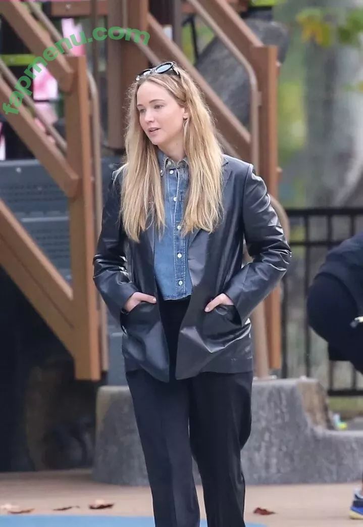 Jennifer Lawrence nude photo #1043 (1jnnf / jennifer.lawrence)