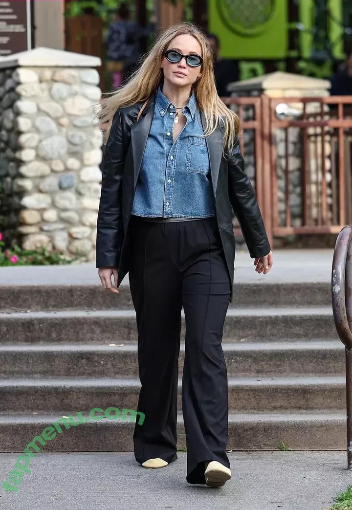 Jennifer Lawrence nude photo #1049 (1jnnf / jennifer.lawrence)