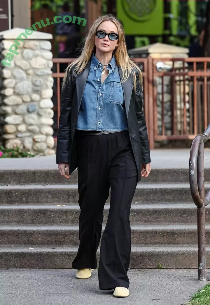 Jennifer Lawrence nude photo #1050 (1jnnf / jennifer.lawrence)