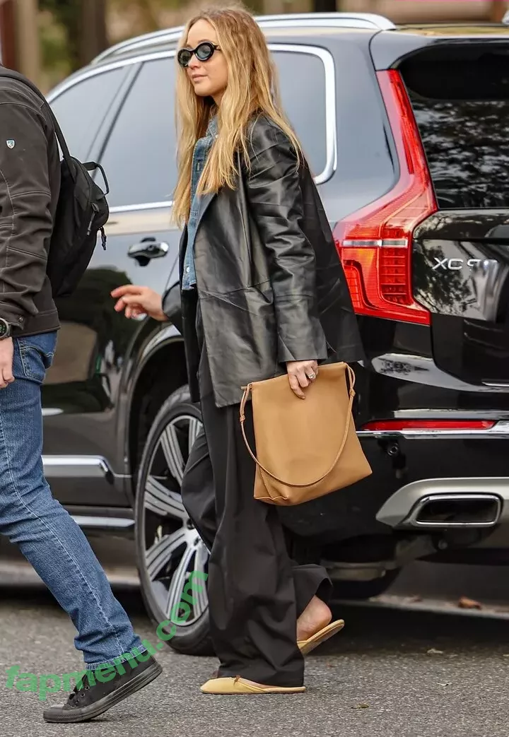 Jennifer Lawrence nude photo #1060 (1jnnf / jennifer.lawrence)