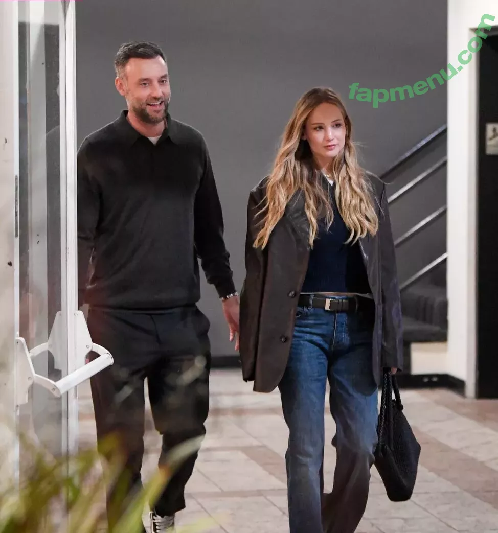 Jennifer Lawrence nude photo #1078 (1jnnf / jennifer.lawrence)