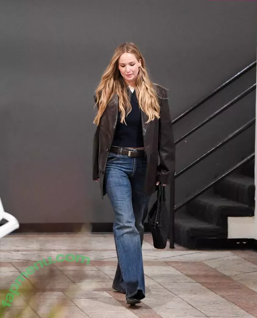 Jennifer Lawrence nude photo #1080 (1jnnf / jennifer.lawrence)