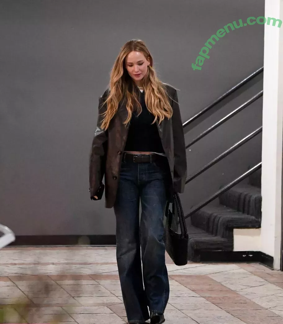 Jennifer Lawrence nude photo #1081 (1jnnf / jennifer.lawrence)